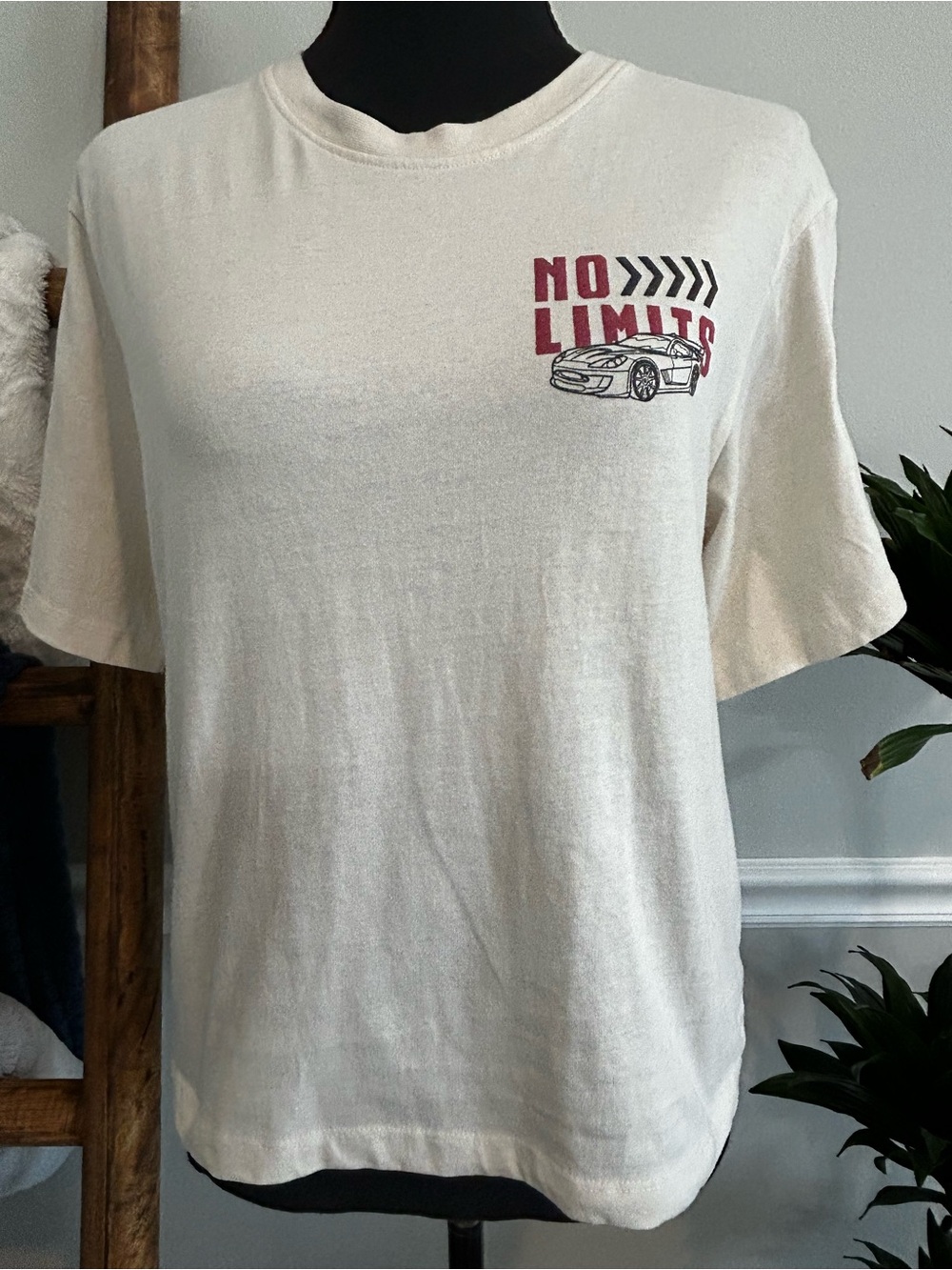 No Limits Crewneck Tee By Recycled Threads- Cream Short Sleeve Shirt Size Small